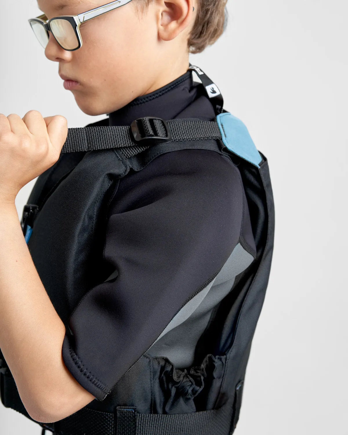 Junior Essentials Front Zip Buoyancy Aid, image 5