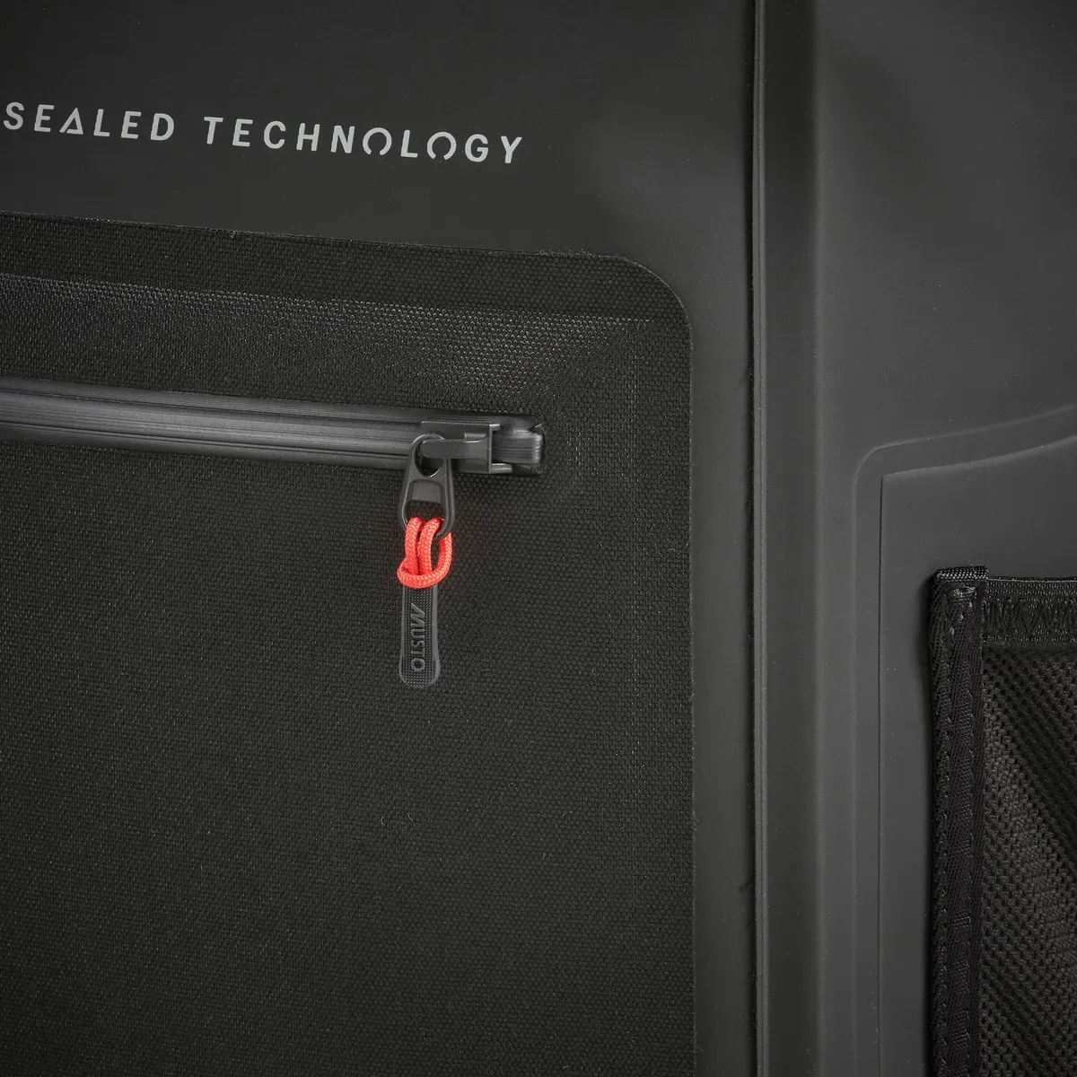 MUSTO 40L WATERPROOF BACKPACK, image 3