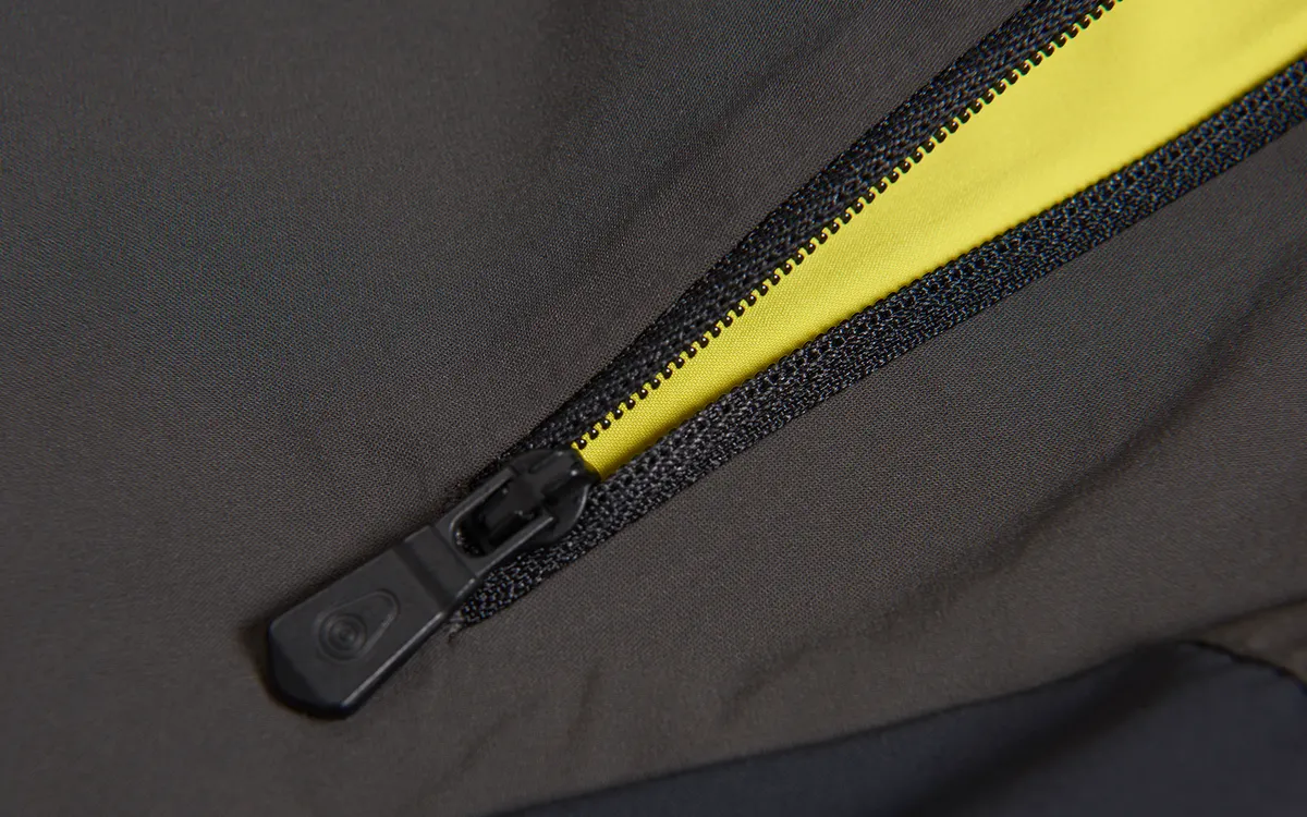 SPRAY STRETCH SHORTS, image 4