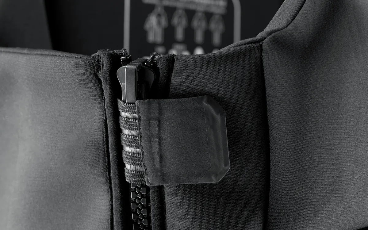 SR90 NEO PFD, image 6