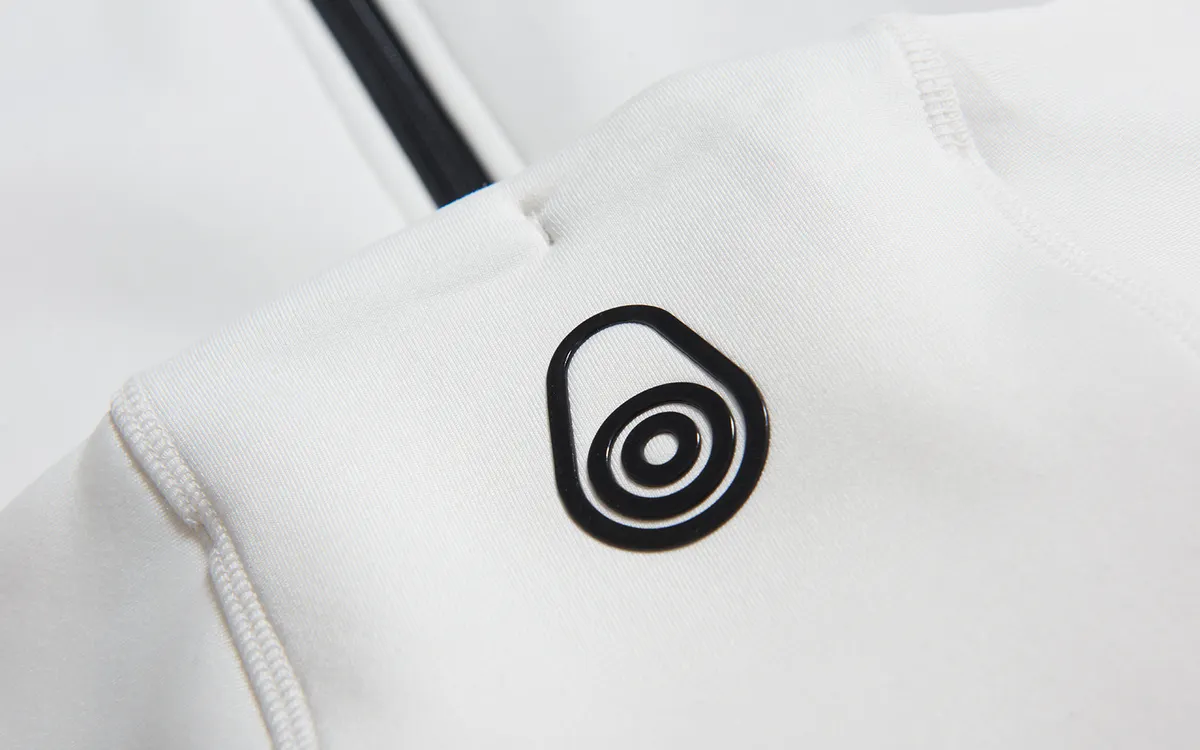 W POWERSTRETCH HOOD, image 3