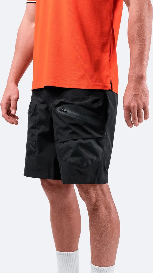 INS200 Shorts